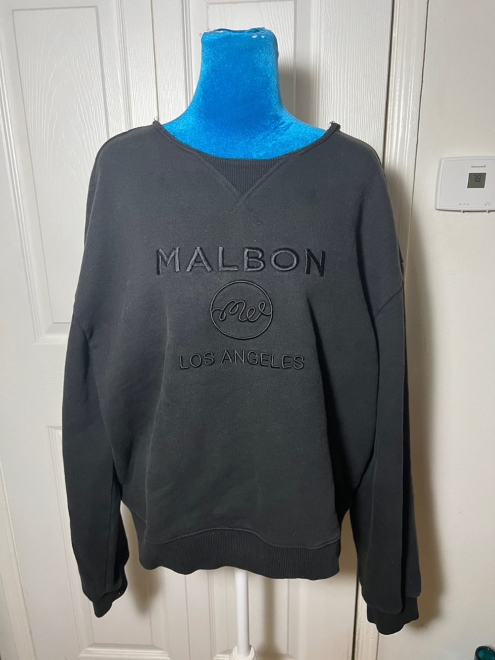 Malbon Women’s Los Angeles Sweatshirt Medium